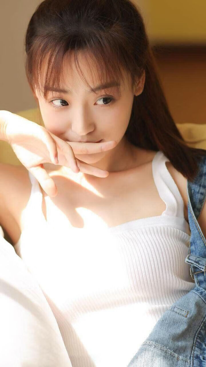 “西甲德比热血开战,场面火爆球迷欢呼”,2020西甲德比哪个台直播